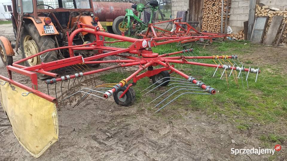 Zgrabiarka karuzelowa Unia Famarol Wyszki