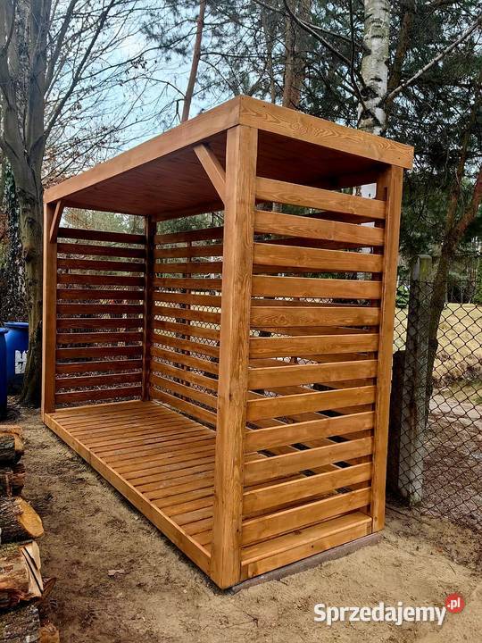 Drewutnia na drewno 314 x 11m z dachem prostym w Kalety