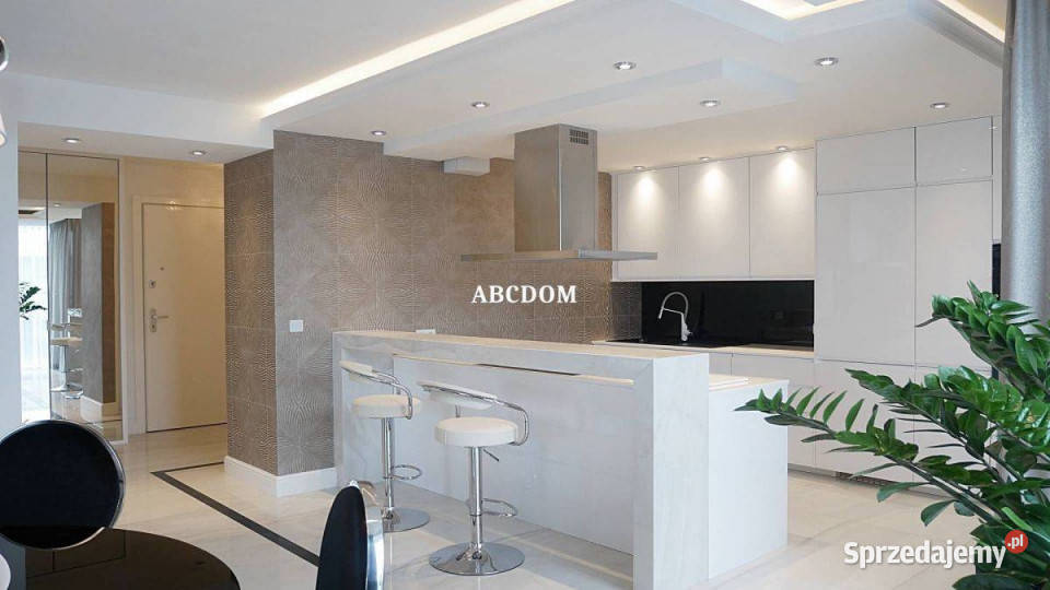 Apartament 3 pokoje 2 łazienki garaż Kraków sprzedam