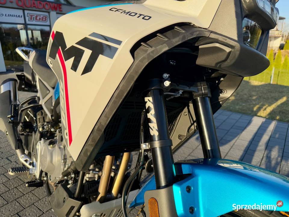MOTOCYKL TURYSTYCZNY CFMOTO CF MOTO 450MT OPONY