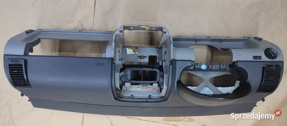 Deska rozdzielcza Polo 9N Deski rozdzielcze, konsole