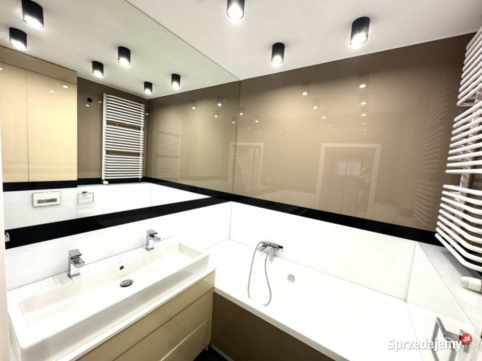 Przestronne mieszkanie z dwoma tarasami i balkon