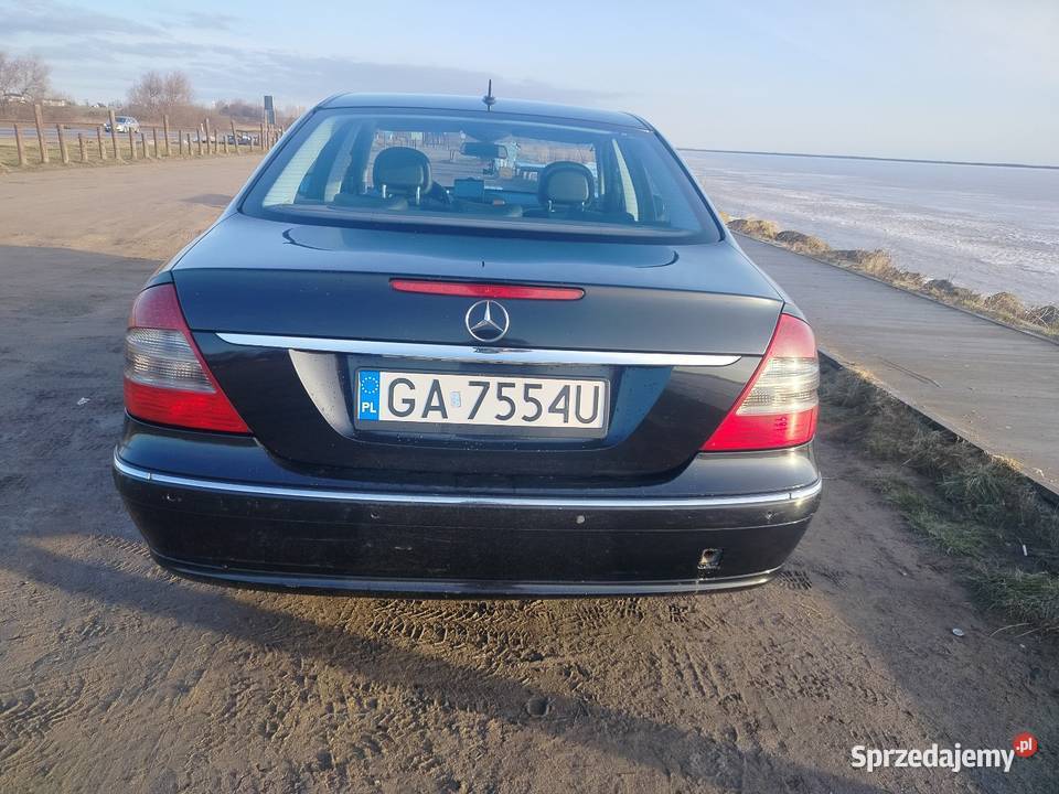 Mercedes e klasa 211 benzyna gaz Rumia sprzedam