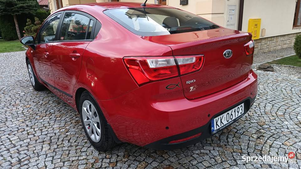 KIA RIO zinst gaz