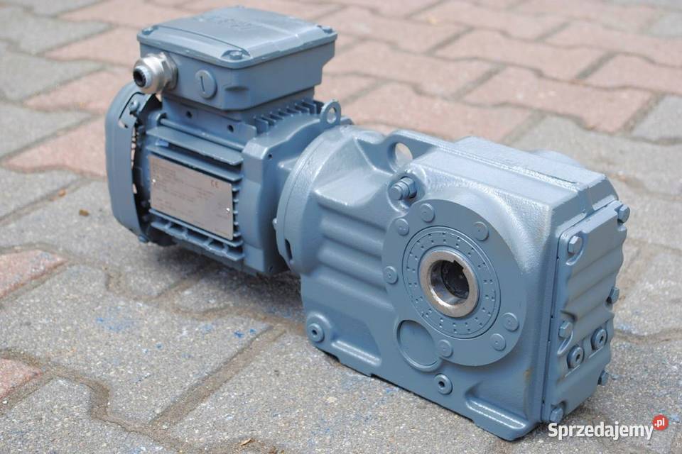 Motoreduktor kątowy 018kw 11obrmin firmy SEW Kargowa