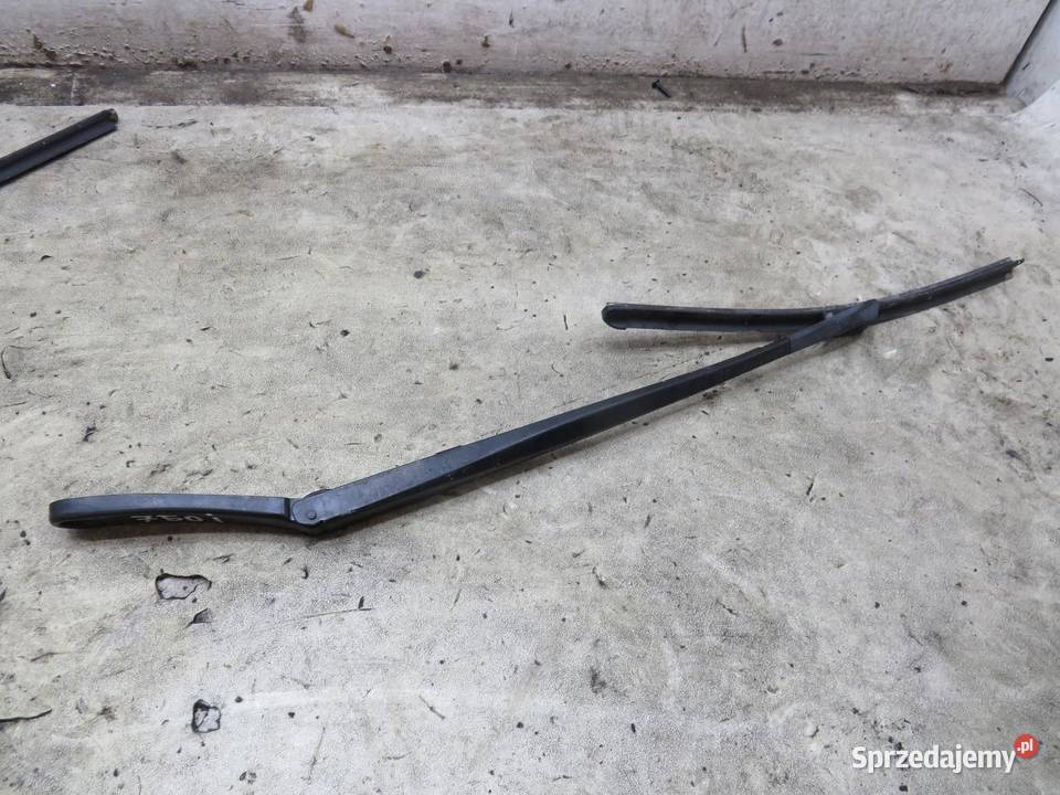 RAMIĘ WYCIERACZKI PRAWE BMW F01