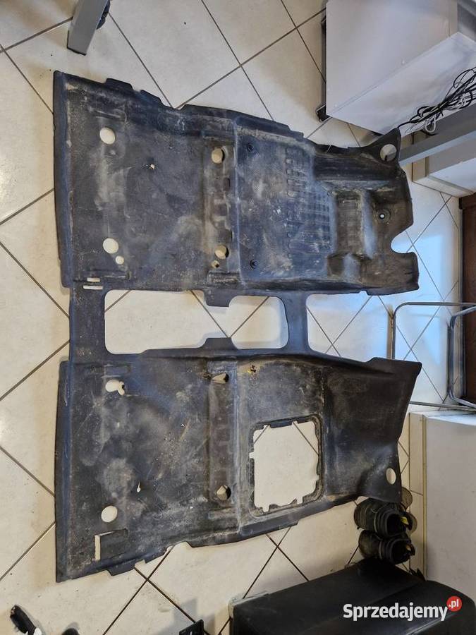 Wykładzina podłoga Mercedes Citan W420 Renault Złocieniec sprzedam