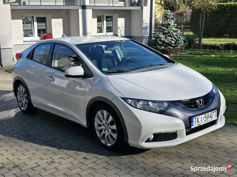 Honda Civic 18 Benzyna Serwisowany Gwarancja automatyczna Civic Samochody osobowe świętokrzyskie