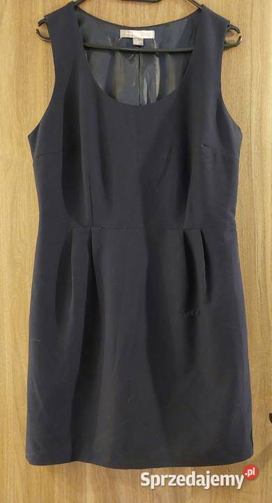 Granatowa elegancka sukienka bez rękawów