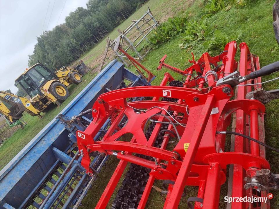 Agregat uprawowosiewny Batyra 4 m siewnik Ludwin