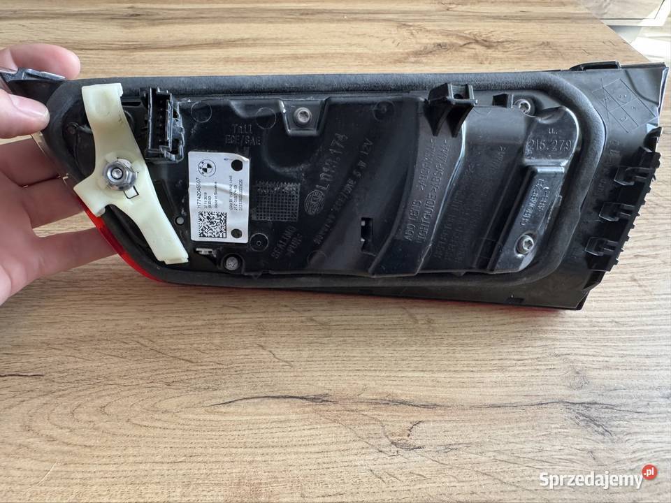 LAMPY BMW G20 TYŁ KLAPA USA Nowy Targ