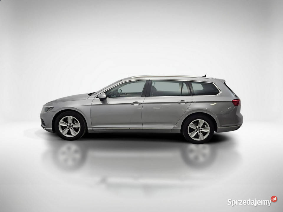 Volkswagen Passat Variant 20 TDI Elegance DSG Z lakier metallic Warszawa