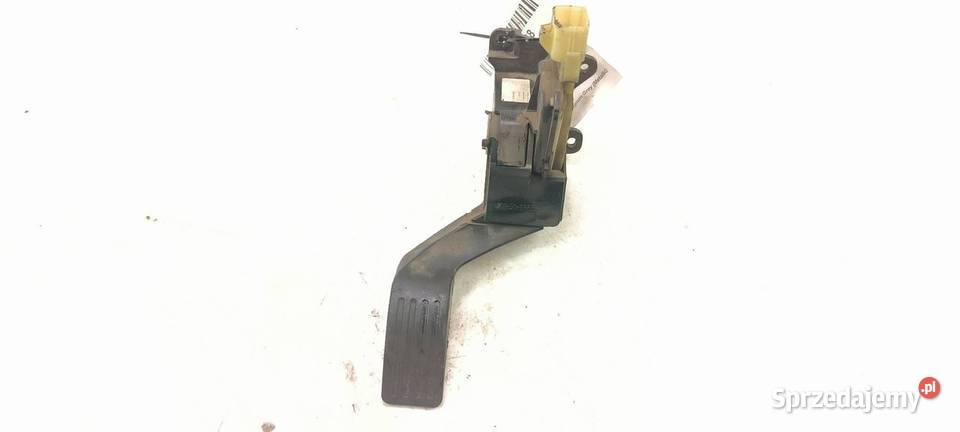 PEDAŁ FORD FOCUS MK1 2M519F836AD Lipno