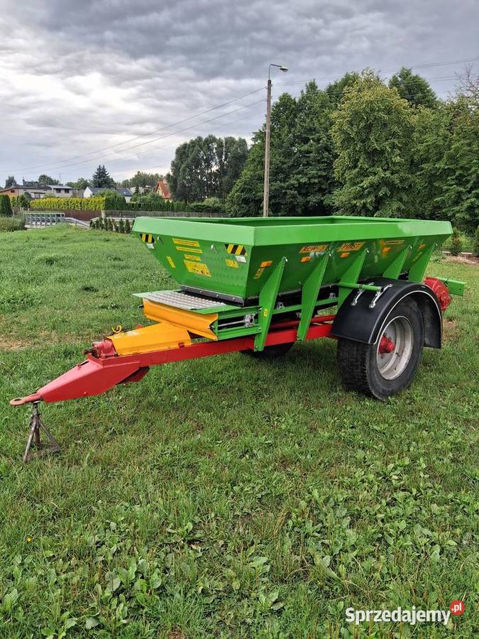 Rozsiewacz wapna rcw3 piast wapniarka Rozsiewacze nawozów łódzkie Rzgów