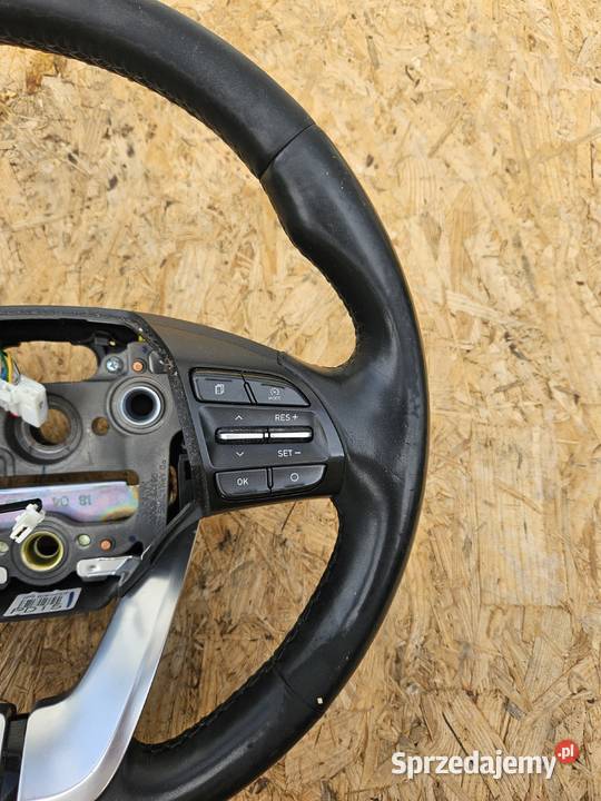 KIEROWNICA HYUNDAI I30 III MULTIFUNKCJA SKÓRA osobowe Pozostałe Warszawa
