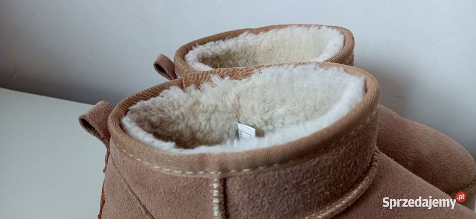 UGG Classic Ultra Mini Platform Boot tanio 249 25.5cm Rzeszów
