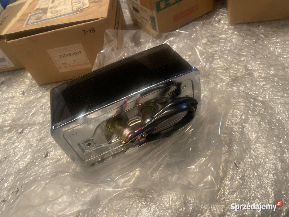 Kawasaki GPZ 550 Nowa Lampa Tylna Tył N464 Pozostałe Poznań