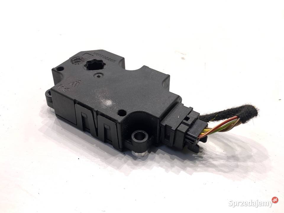 SILNIK NAGRZEWNICY AUDI CZ1139300857 A7 4G 1018