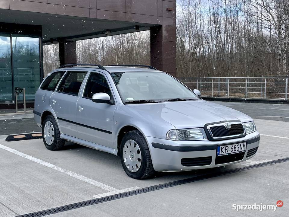 Skoda Octavia 16 LPG 1 właściciel salon oryginał Rok produkcji 2010 małopolskie Kraków