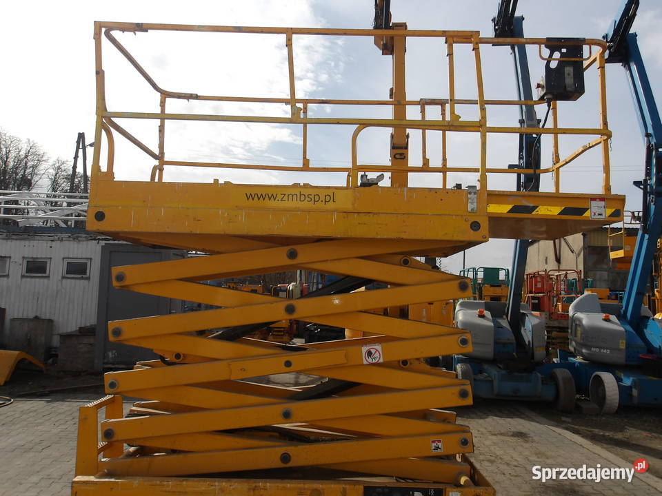 Podnośnik nożycowy zwyżka 12 m Haulotte Compact wielkopolskie Pleszew