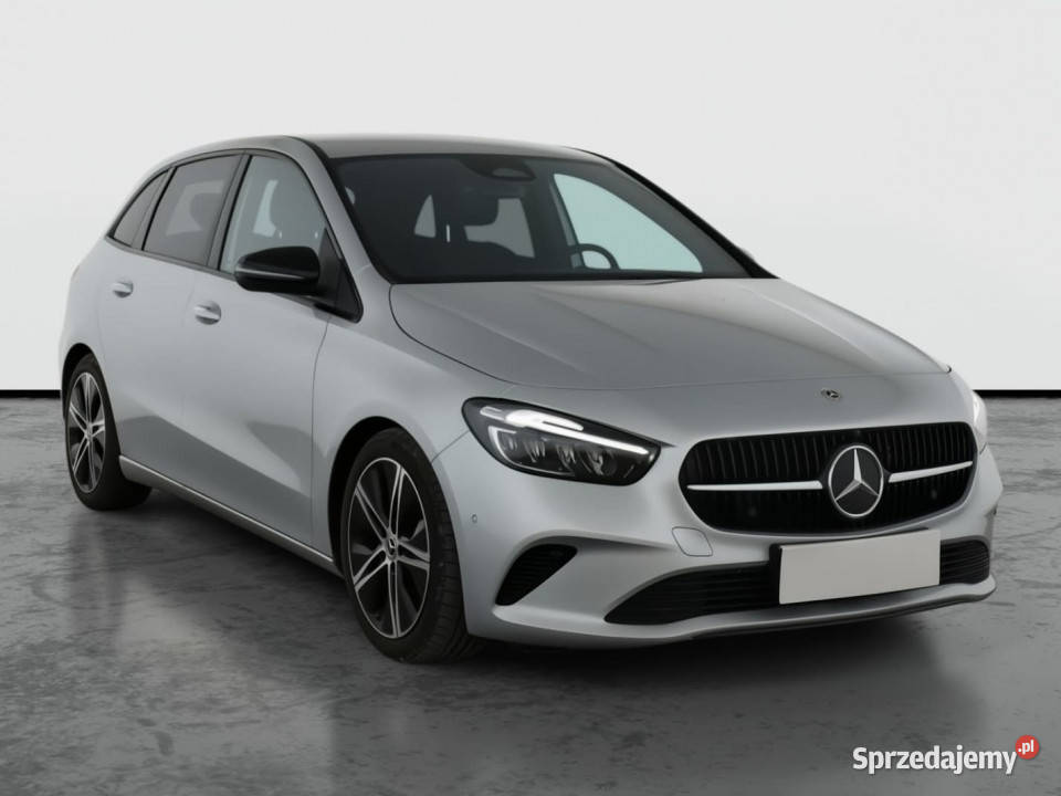 Mercedes B B 200 srebrny Piaseczno