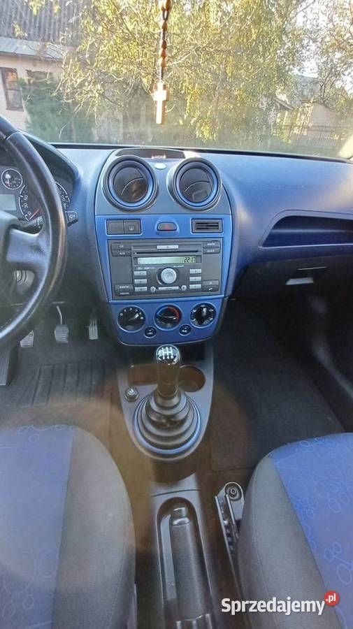 Ford Fiesta 13 benzyna światła przeciwmgielne Piwoda