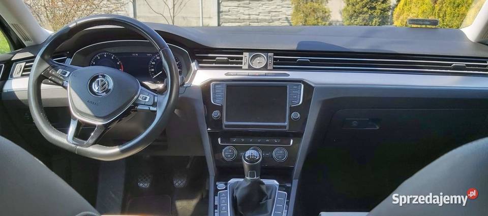 Volkswagen Passata B8 Rok produkcji 2017 Zduńska Wola sprzedam