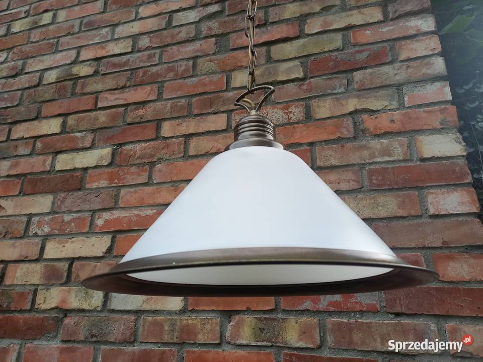 Żyrandol metalowy ze szklanym kloszem Lampa Gawroniec sprzedam
