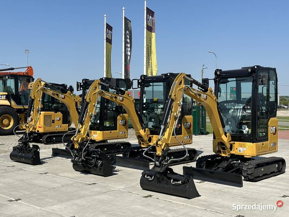 FABRYCZNIE NOWA MINIKOPARKA CATERPILLAR 3018 Koparki Tuliszków