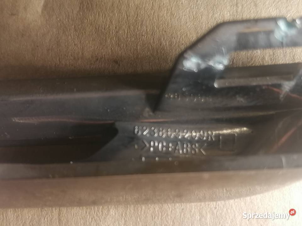 prawa środkowa listwa grilla 623869209R Renault Piotrków Trybunalski