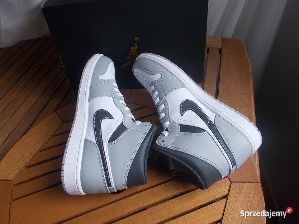 Nike Jordan 1 Mid Light Smoke Grey Anthracite 554724-078