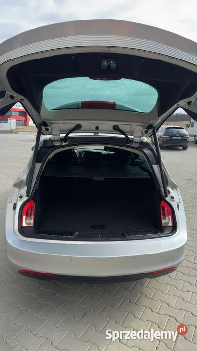 Opel insignia 212000km Insignia Złotów