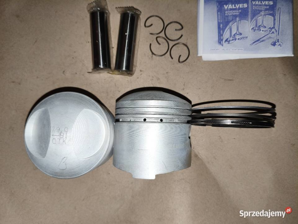 Nowe Tłoki 790 TRT z pierścieniami Prima do