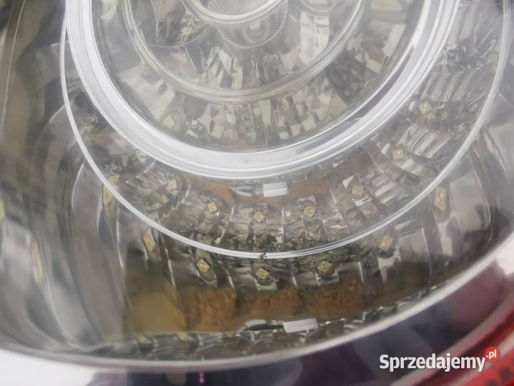 Lampa Prawy Tył Tylna Prawa VW Passat B6 Sedan Oświetlenie Wyszków