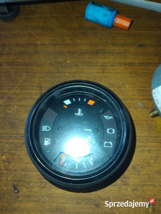 Mercedes Wolf licznik wody paliwa 24v Części samochodowe Kocmyrzów