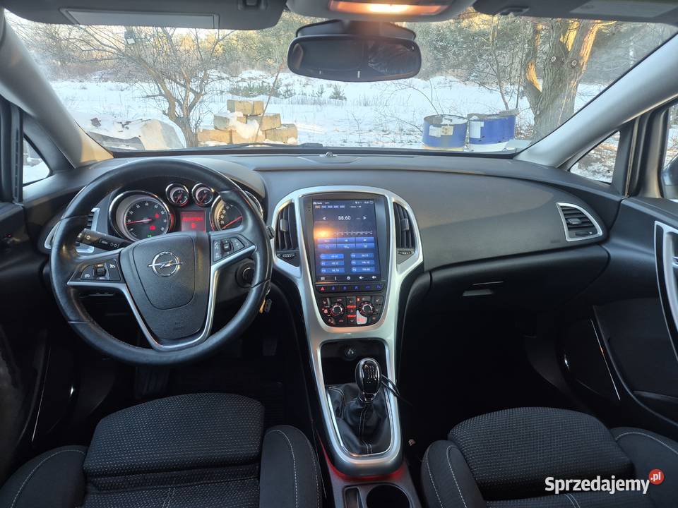 Opel Astra Sports Tourer 16T 180 Nowy rozrząd i manualna Skierniewice sprzedam