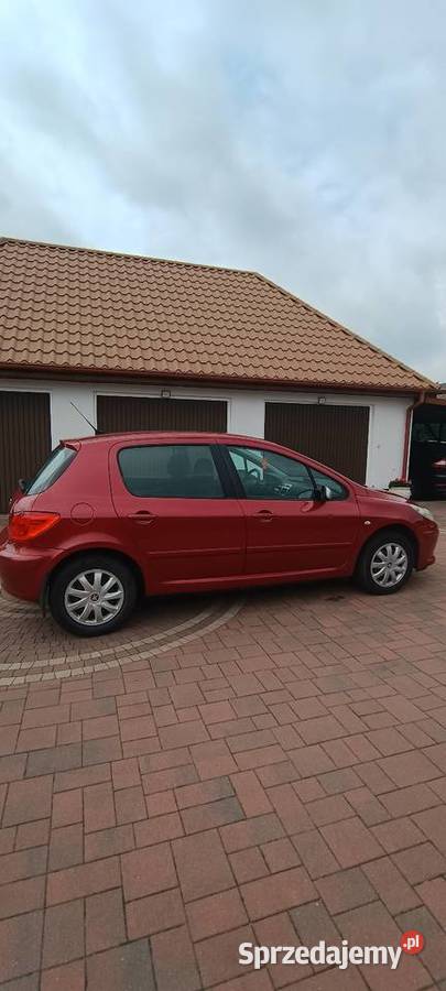 Peugeot 307 20 benzyna 140 153 przebieg Rok produkcji 2005