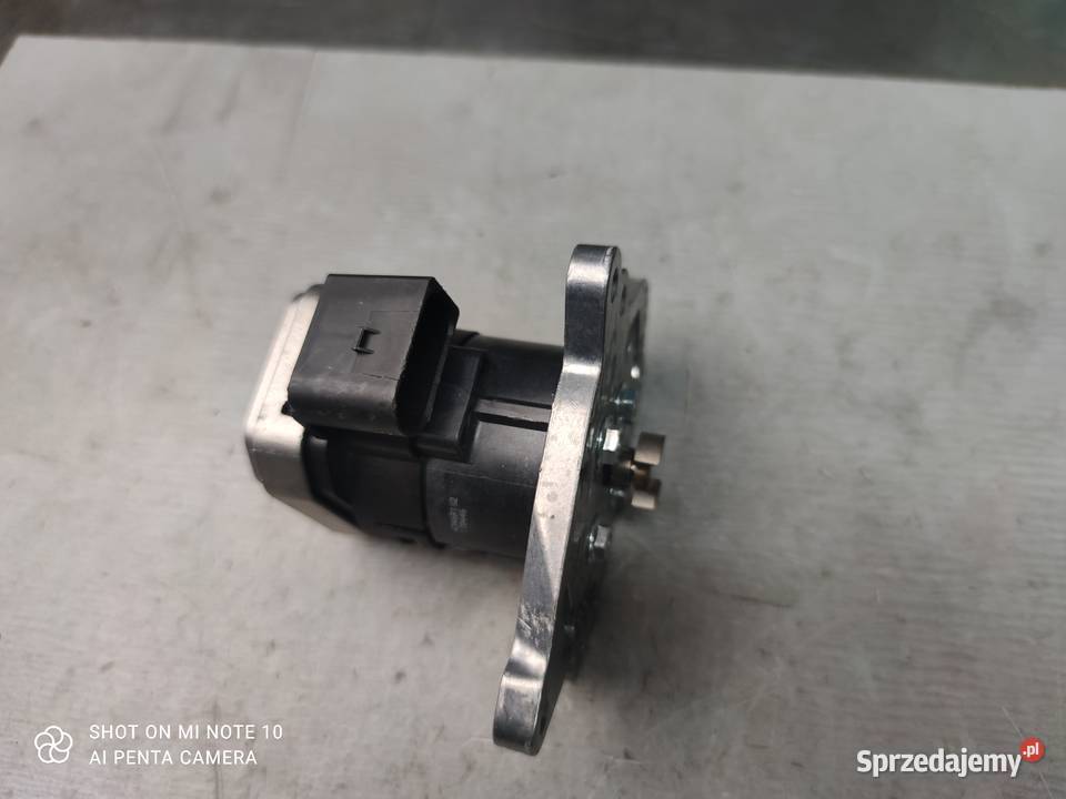Nowy EGR Mercedes 00402160A3 Silniki i osprzęt Suchedniów