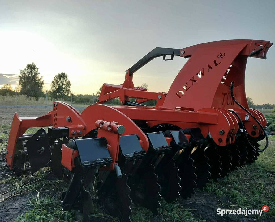 Agregat talerzowy z hydropakiem Dexwal Tur 3m nieuszkodzony Chlewiska