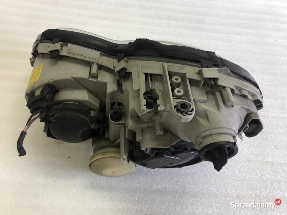 LAMPA PRAWY PRZÓD A2038203261 MERCEDES W203 LIFT osobowe wielkopolskie sprzedam