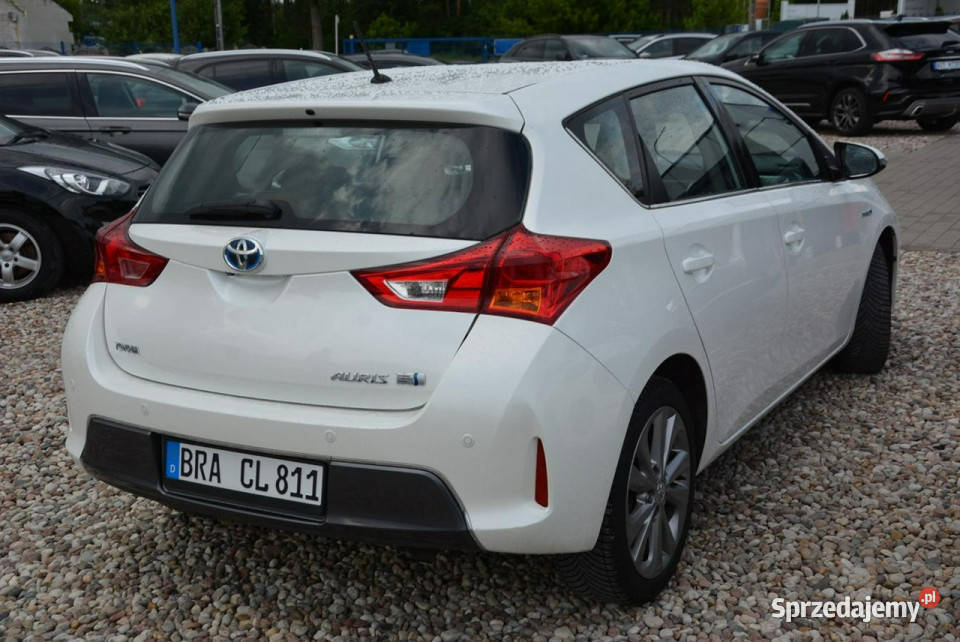 Toyota Auris Biała Perła Executive Navi Ledy Ostrów Mazowiecka sprzedam