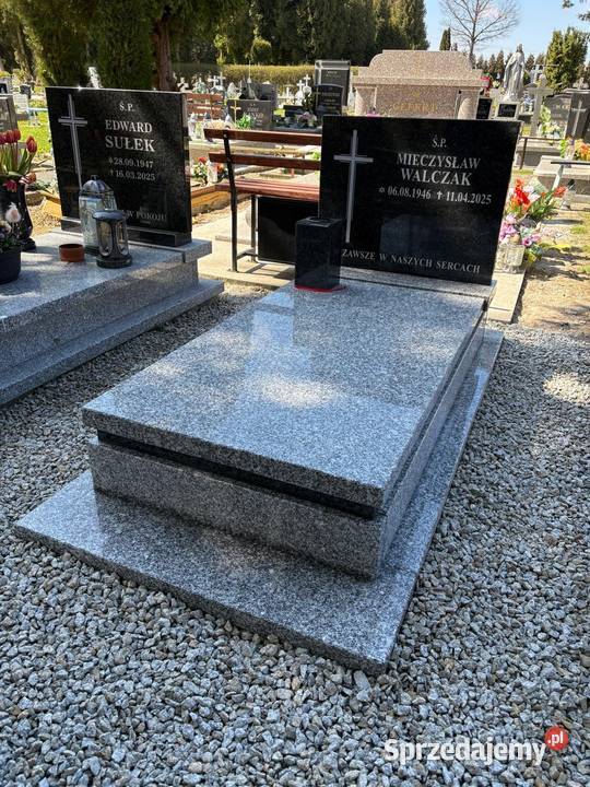 NAGROBEK POMNIK GRANITOWY STRZEGOM IMPALA Z MONTAŻEM