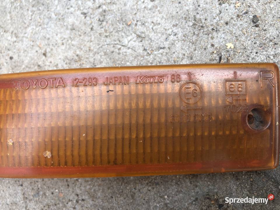 Toyota Corolla VI E9 kierunek kierunkowskaz kierunkowskazy Otwock