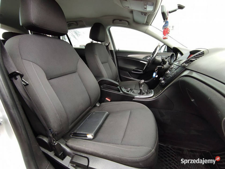 Opel Insignia klima tempomat 6biegów światła do jazdy dziennej