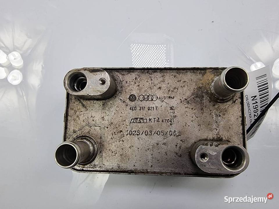 CHŁODNICZKA OLEJU AUDI A8 D3 LIFT 4E0317021E Lipno
