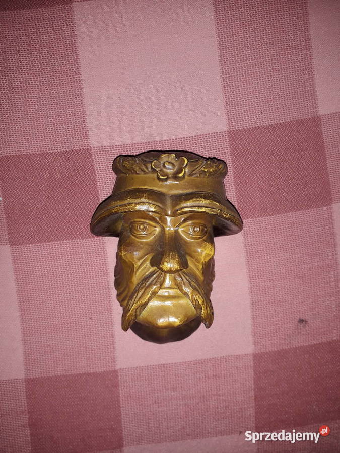 Figurka wędkarza drewniana