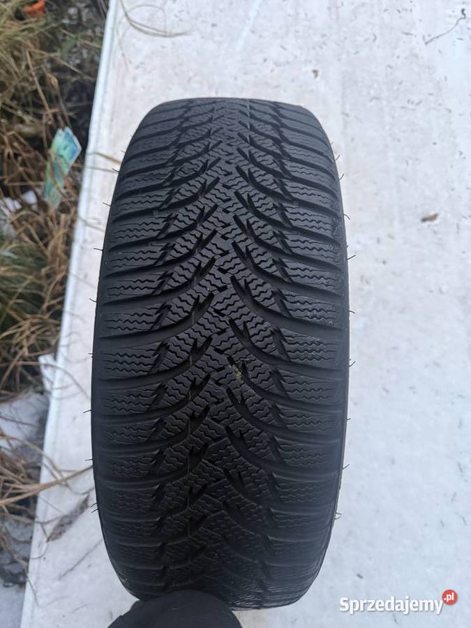 Opony zimowe prawie nowe 4