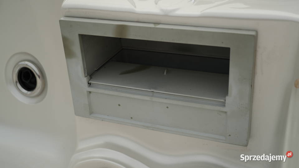 Używana wanna z hydromasażem jacuzzi Volition Olchowa sprzedam