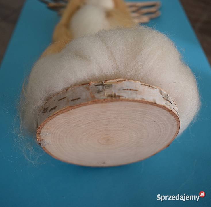 Figurka Aniołka wysokość 23 materiał naturalny Chełmno
