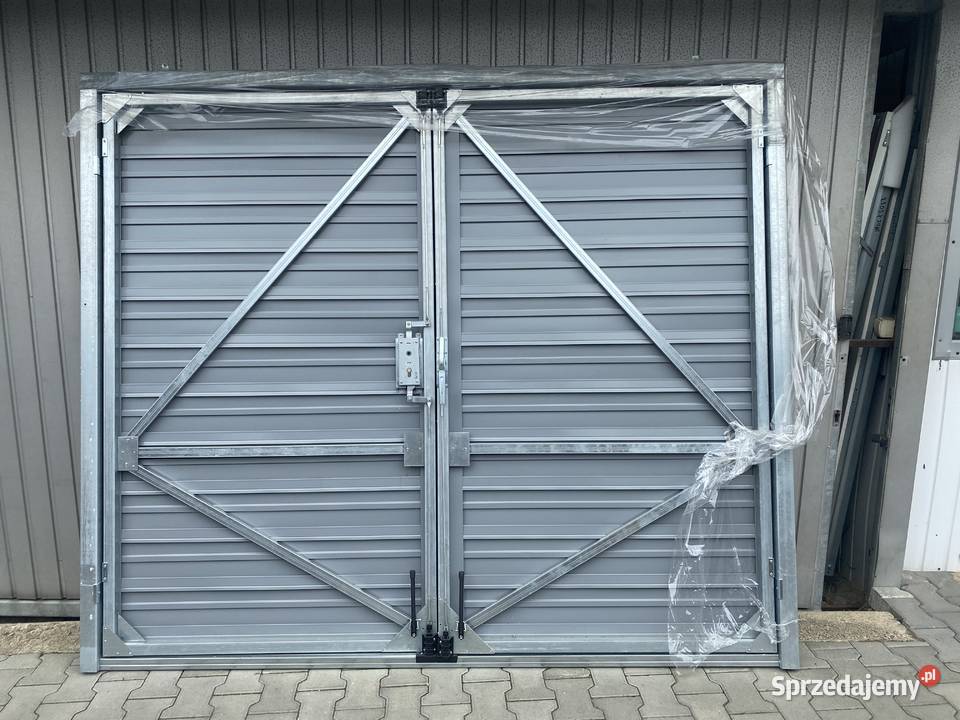 Brama garażowa dwuskrzydłowa 2470x2090 mm Parkosz sprzedam